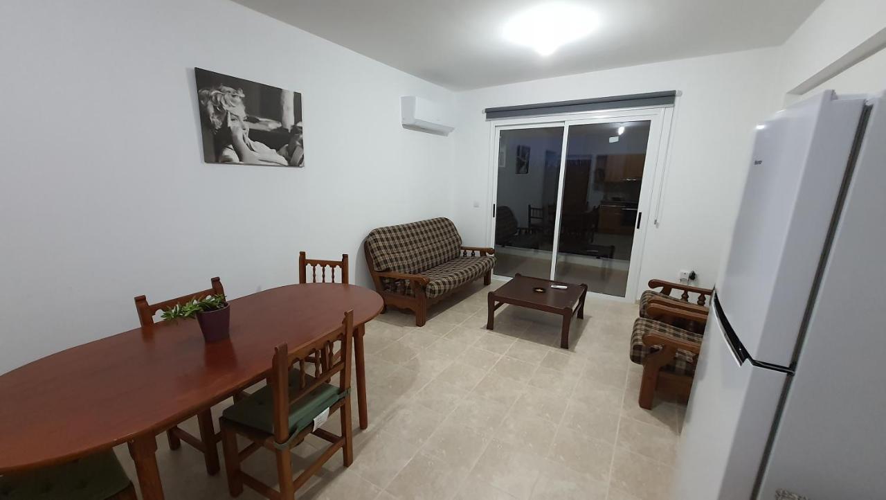 Lovely Apartment At The City Center Of Paphos Exteriér fotografie